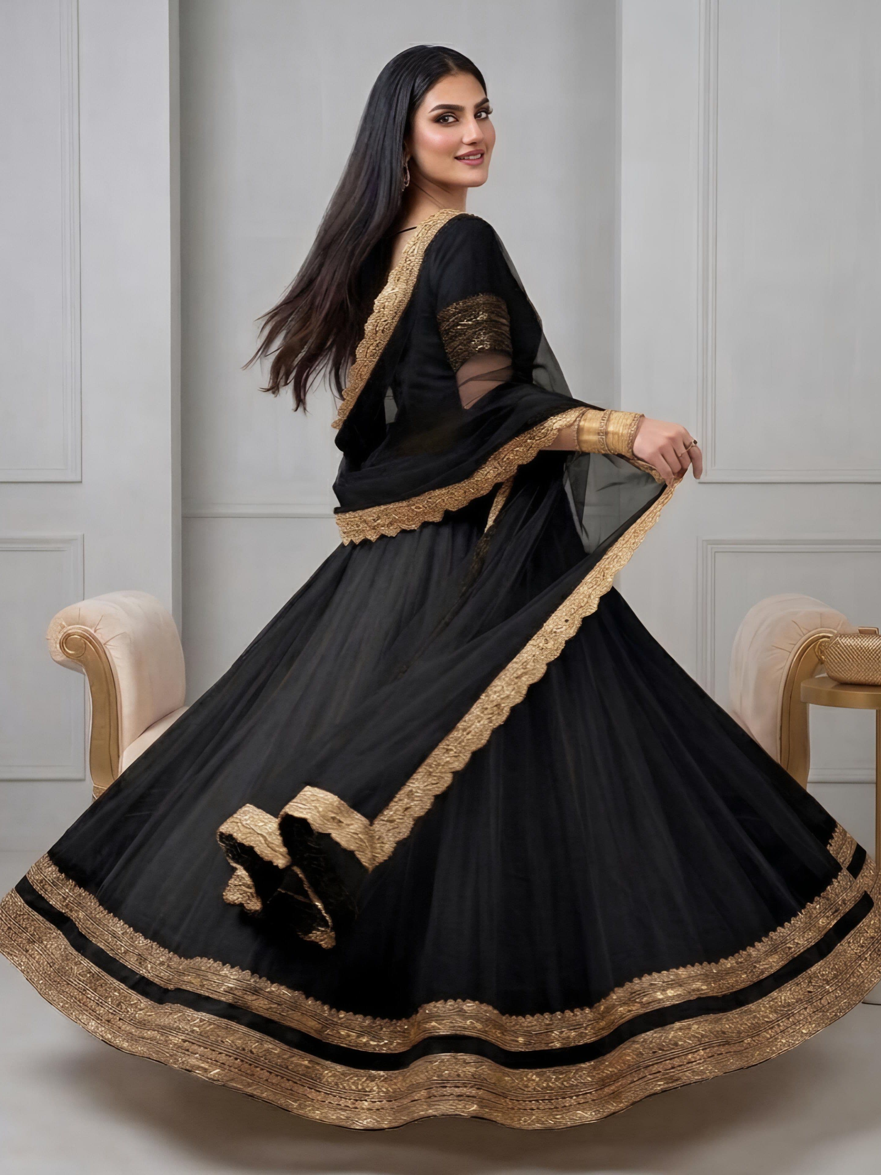 The Payalumstyle Golden Whisper Anarkali